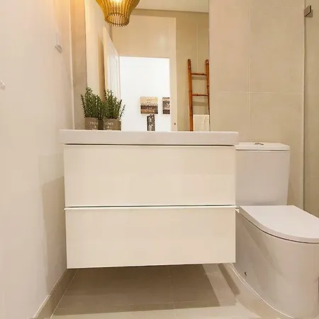 Design Tailor Made Flat Apartment *